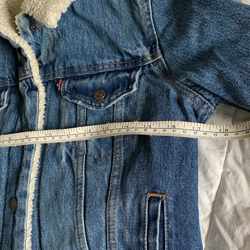 Levi’s Sherpa Fleece Jean Jacket - Picture 6 of 12
